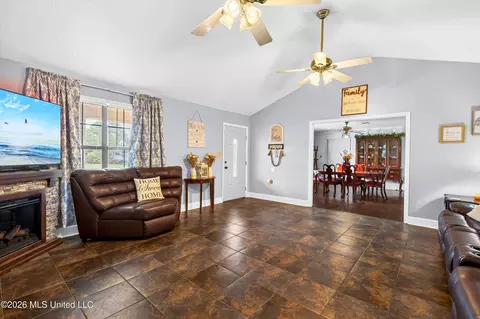 Entry Way - 13163 Us-98, Lucedale, MS 39452 photo 1 of 2