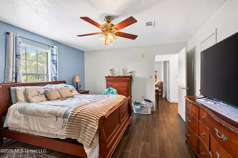 Bedroom - 13163 Us-98, Lucedale, MS 39452 photo 9 of 11