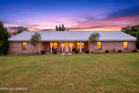 Exterior - 13163 Us-98, Lucedale, MS 39452 photo 1 of 15