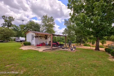 Exterior - 13163 Us-98, Lucedale, MS 39452 photo 10 of 15