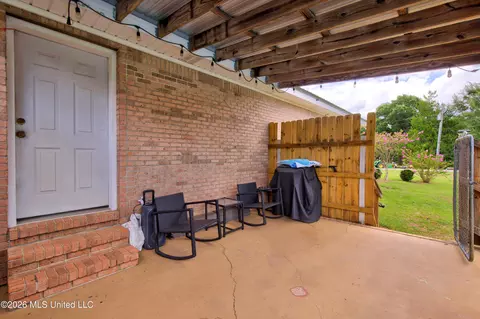 Exterior - 13163 Us-98, Lucedale, MS 39452 photo 6 of 15