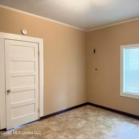 Other - 406 S Washington St, Brookhaven, MS 39601 photo 2 of 4
