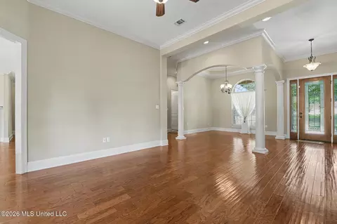 Living - 18417 Sky Ln, Saucier, MS 39574 photo 4 of 8