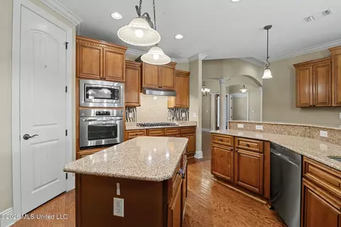 Kitchen - 18417 Sky Ln, Saucier, MS 39574 photo 2 of 5