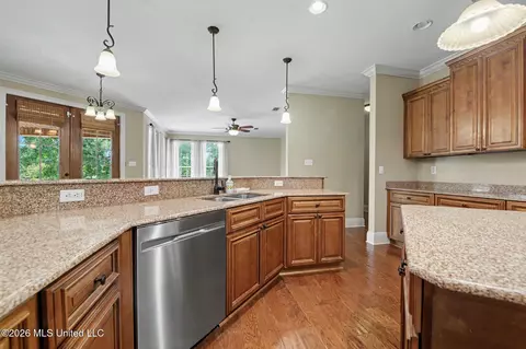Kitchen - 18417 Sky Ln, Saucier, MS 39574 photo 4 of 5