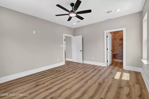 Bedroom - 10113 Bald Eagle Dr, Biloxi, MS 39532 photo 1 of 3