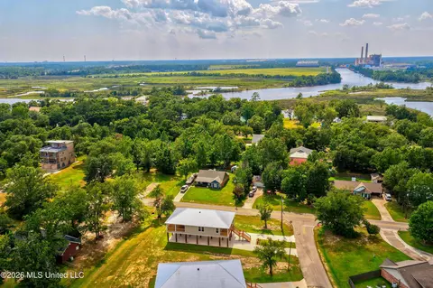 View/Area - 10113 Bald Eagle Dr, Biloxi, MS 39532 photo 6 of 6