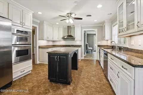 Kitchen - 2304 Hwy 72, Lamar, MS 38642 photo 1 of 2