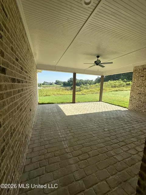 Exterior - 414 Old Maple Cv, Madison, MS 39110 photo 2 of 3