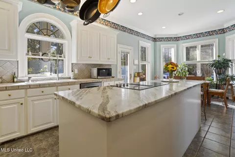 Kitchen - 1245 Highway 25, Lena, MS 39094 photo 2 of 3