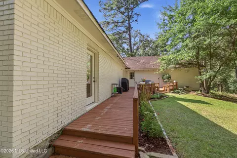 Exterior - 403 Warwick Rd, Clinton, MS 39056 photo 11 of 18