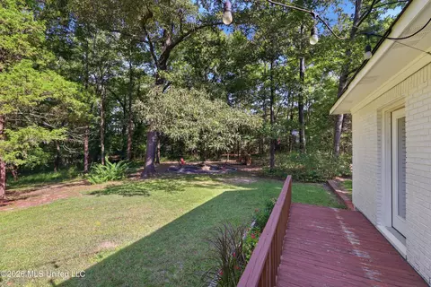 Exterior - 403 Warwick Rd, Clinton, MS 39056 photo 10 of 18