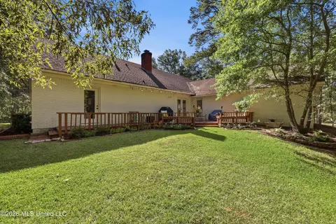 Exterior - 403 Warwick Rd, Clinton, MS 39056 photo 15 of 18