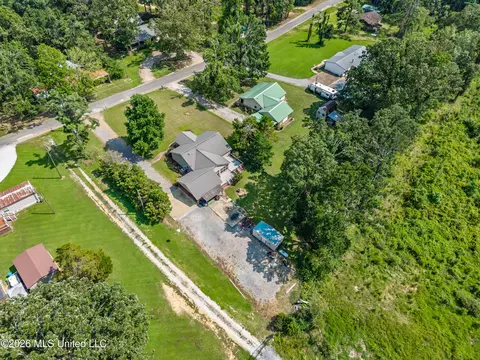 View/Area - 556 Chickasaw Rd, Pope, MS 38658 photo 3 of 10