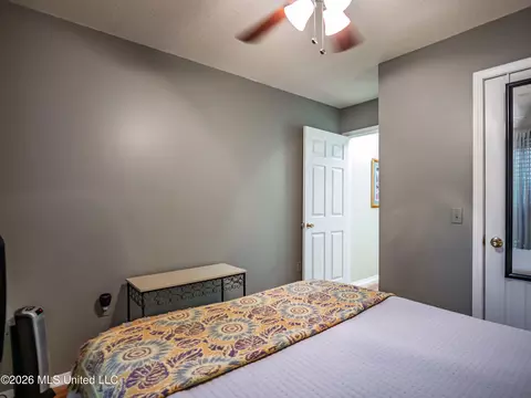 Bedroom - 556 Chickasaw Rd, Pope, MS 38658 photo 2 of 6