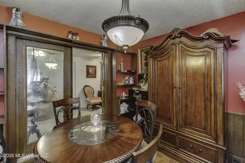 Dining - 4737 Sherbrook Dr, Jackson, MS 39212 photo 1 of 1