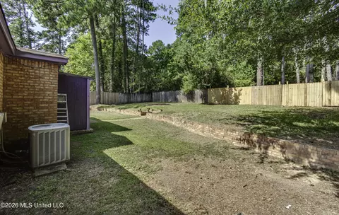 Exterior - 4737 Sherbrook Dr, Jackson, MS 39212 photo 4 of 4