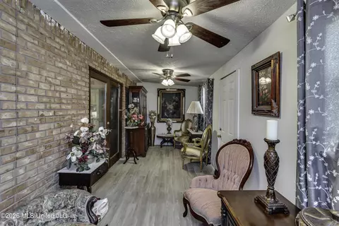 Entry Way - 4737 Sherbrook Dr, Jackson, MS 39212 photo 1 of 3