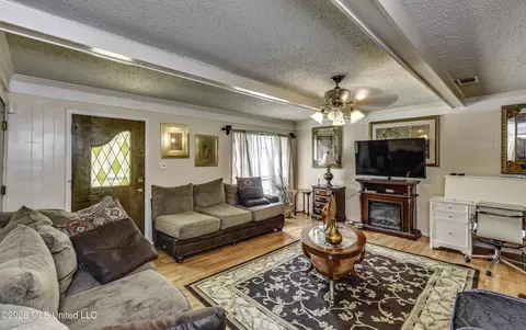 Living - 4737 Sherbrook Dr, Jackson, MS 39212 photo 1 of 1
