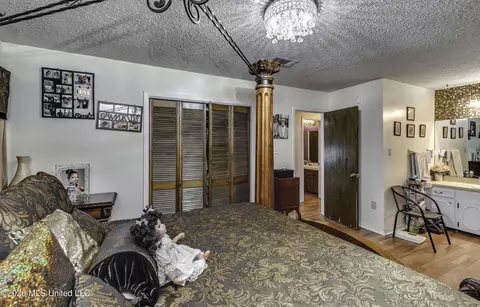 Bedroom - 4737 Sherbrook Dr, Jackson, MS 39212 photo 7 of 9