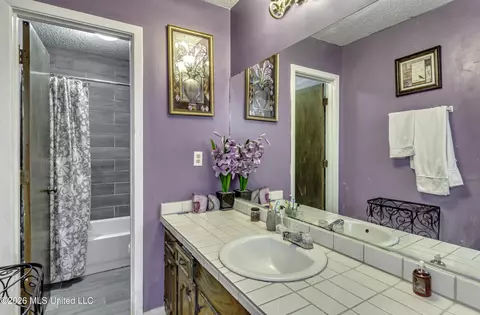 Bath - 4737 Sherbrook Dr, Jackson, MS 39212 photo 1 of 5