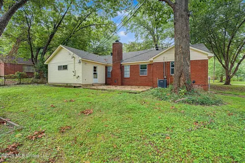 Exterior - 1274 Brandywine Dr, Southaven, MS 38671 photo 3 of 4