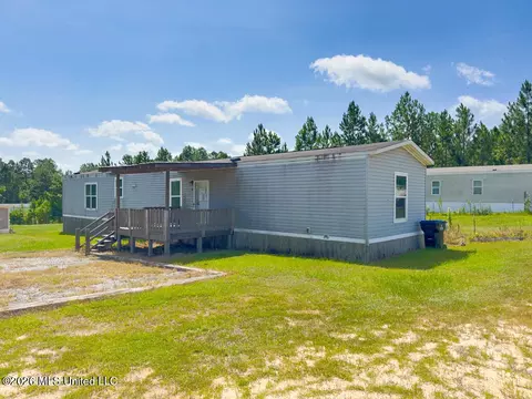4 Willow Dr, Mchenry, MS 39561 photo 2