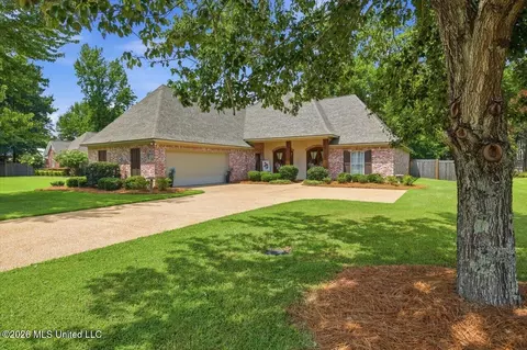Exterior - 308 Creston Cv, Brandon, MS 39042 photo 4 of 20