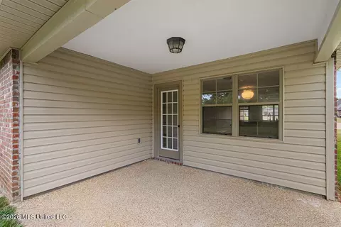 Exterior - 156 Dakota St, Byram, MS 39272 photo 3 of 5