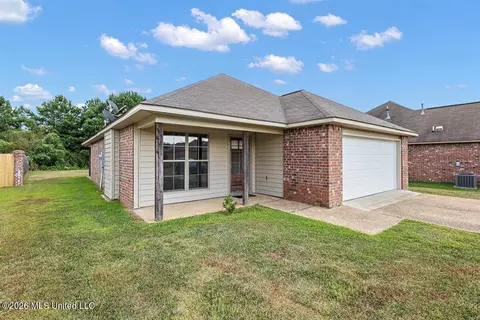 Exterior - 156 Dakota St, Byram, MS 39272 photo 2 of 5