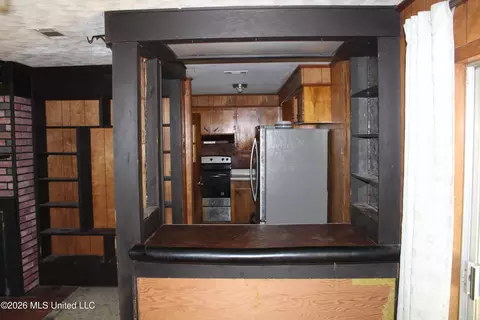 Kitchen - 108 Crimson Ln, Brandon, MS 39042 photo 1 of 1