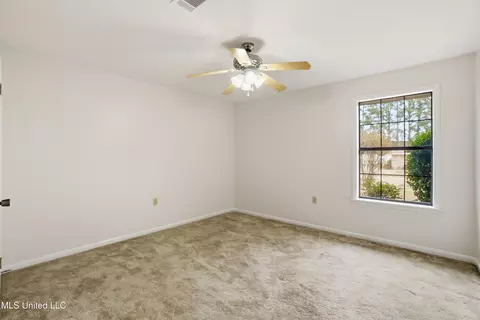 Bedroom - 1120 SE 4th St, Magee, MS 39111 photo 4 of 5
