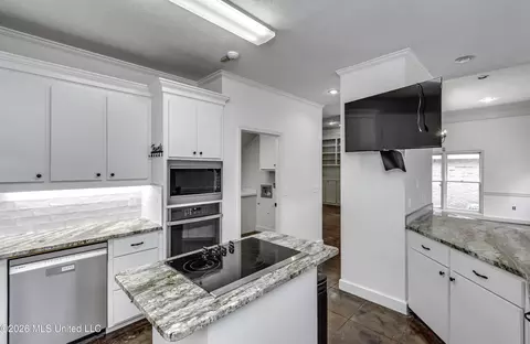 Kitchen - 125 Northpointe Pkwy, Jackson, MS 39211 photo 1 of 6