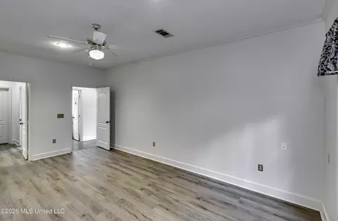 Bedroom - 125 Northpointe Pkwy, Jackson, MS 39211 photo 8 of 8