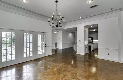 Dining - 125 Northpointe Pkwy, Jackson, MS 39211 photo 2 of 4