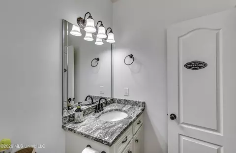 Bath - 125 Northpointe Pkwy, Jackson, MS 39211 photo 7 of 11