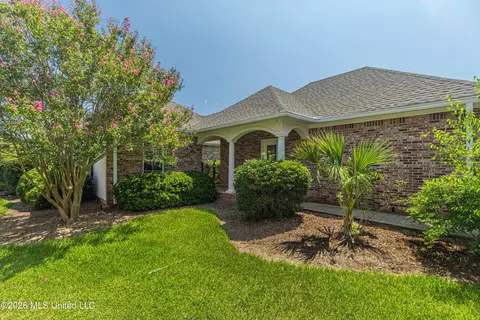 Exterior - 504 Beacon Cv, Brandon, MS 39047 photo 2 of 24