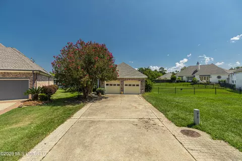 Exterior - 504 Beacon Cv, Brandon, MS 39047 photo 1 of 24
