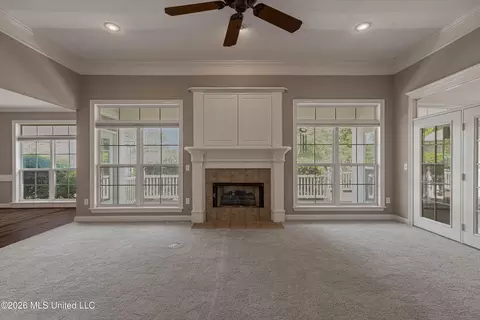 Living - 504 Beacon Cv, Brandon, MS 39047 photo 7 of 8