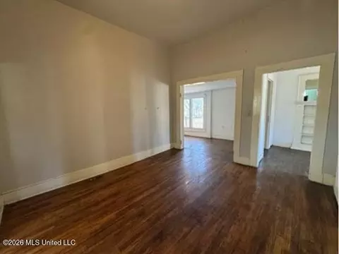 Living - 155 Main St, Raleigh, MS 39153 photo 8 of 9