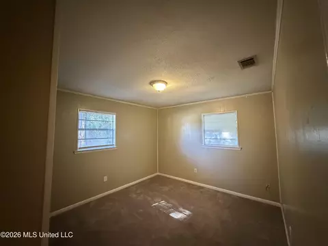 3853 Jeffery Rd, Moss Point, MS 39562 photo 8