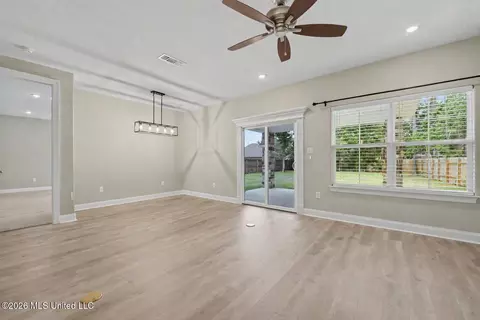 Living - 846 Amoka Pl, Diamondhead, MS 39525 photo 4 of 4