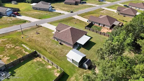 View/Area - 28 Cascade Cv, Perkinston, MS 39573 photo 4 of 8