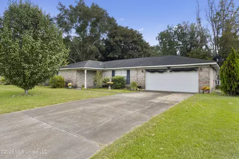 15281 Parkwood Dr, Gulfport, MS 39503