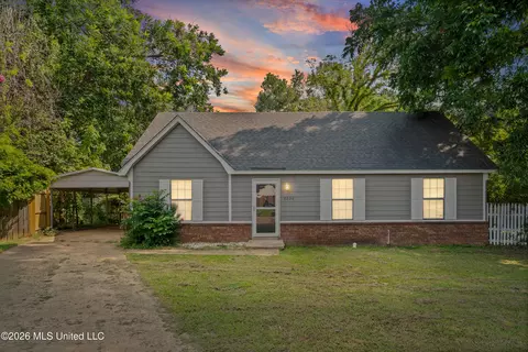 8206 Birch Cv, Southaven, MS 38671