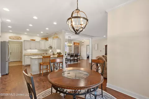 Dining - 640 Kaleas Way Cv, Hernando, MS 38632 photo 4 of 4