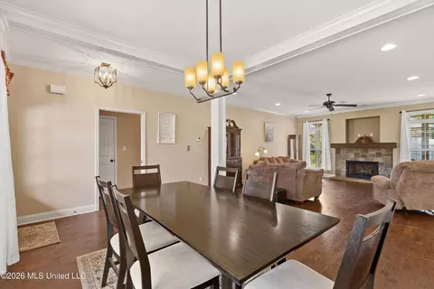 Dining - 640 Kaleas Way Cv, Hernando, MS 38632 photo 2 of 4