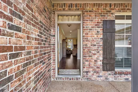 Entry Way - 640 Kaleas Way Cv, Hernando, MS 38632 photo 1 of 3