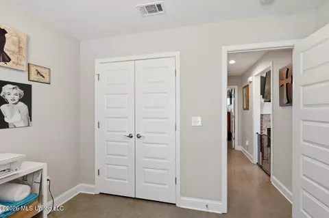 Entry Way - 1204 Addison Ln, Brandon, MS 39042 photo 3 of 3