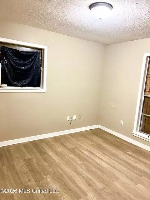 Other - 3065 Suncrest Dr, Jackson, MS 39212 photo 4 of 5